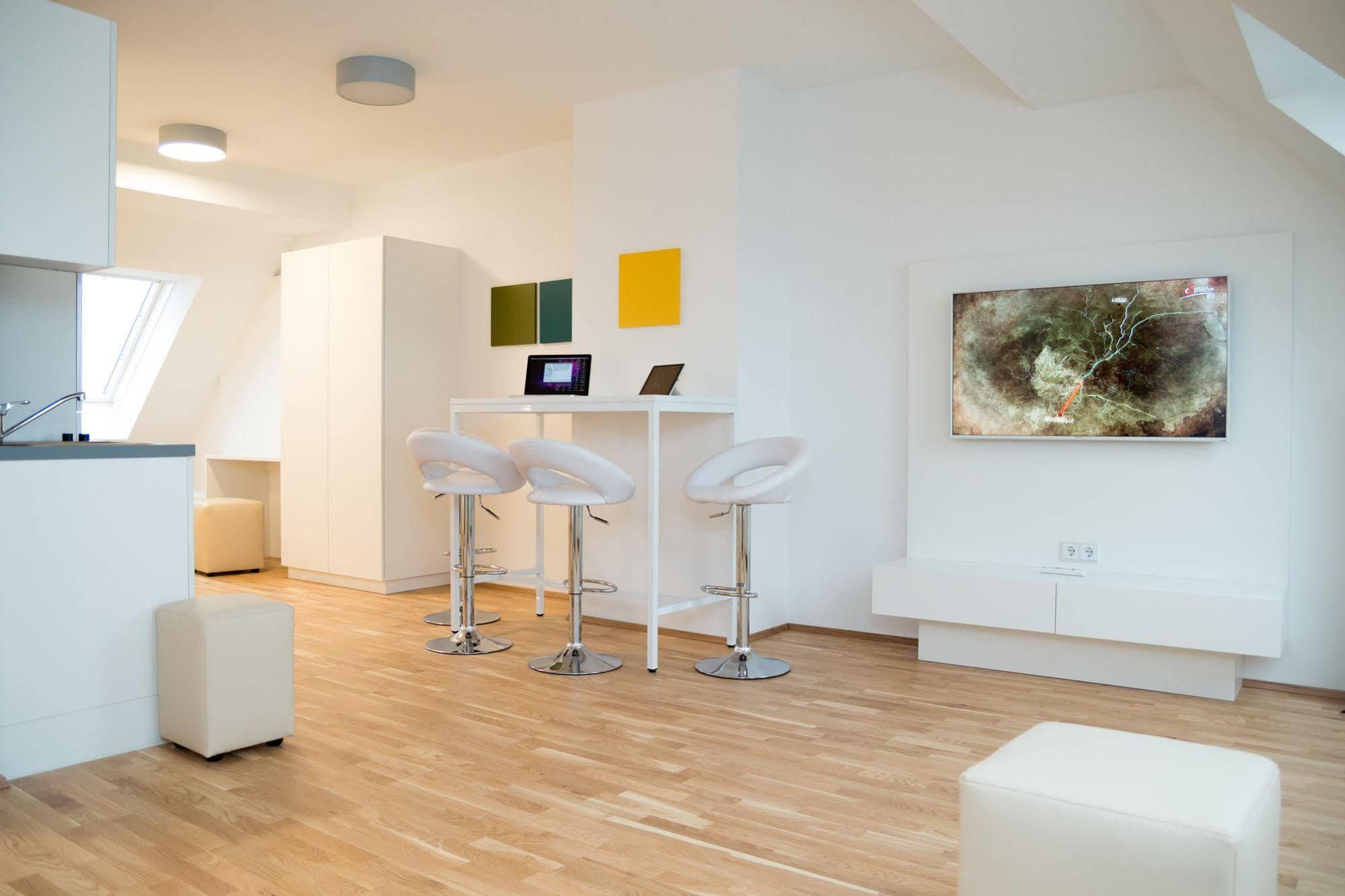 Smart Apart Living - Wien Hauptbahnhof - Self Check-In Bagian luar foto
